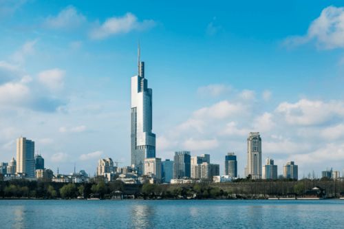 多省市恢復跨省旅游，國內旅游市場回暖提速——住宿餐飲業有望迎新一輪增長